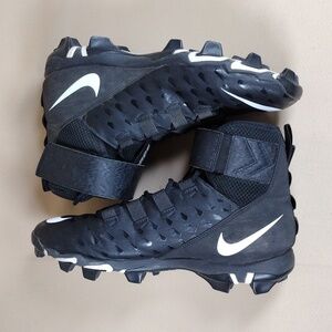 Nike Force Savage 2 Shark Black White Sporty Athletic Men's Football Cleats